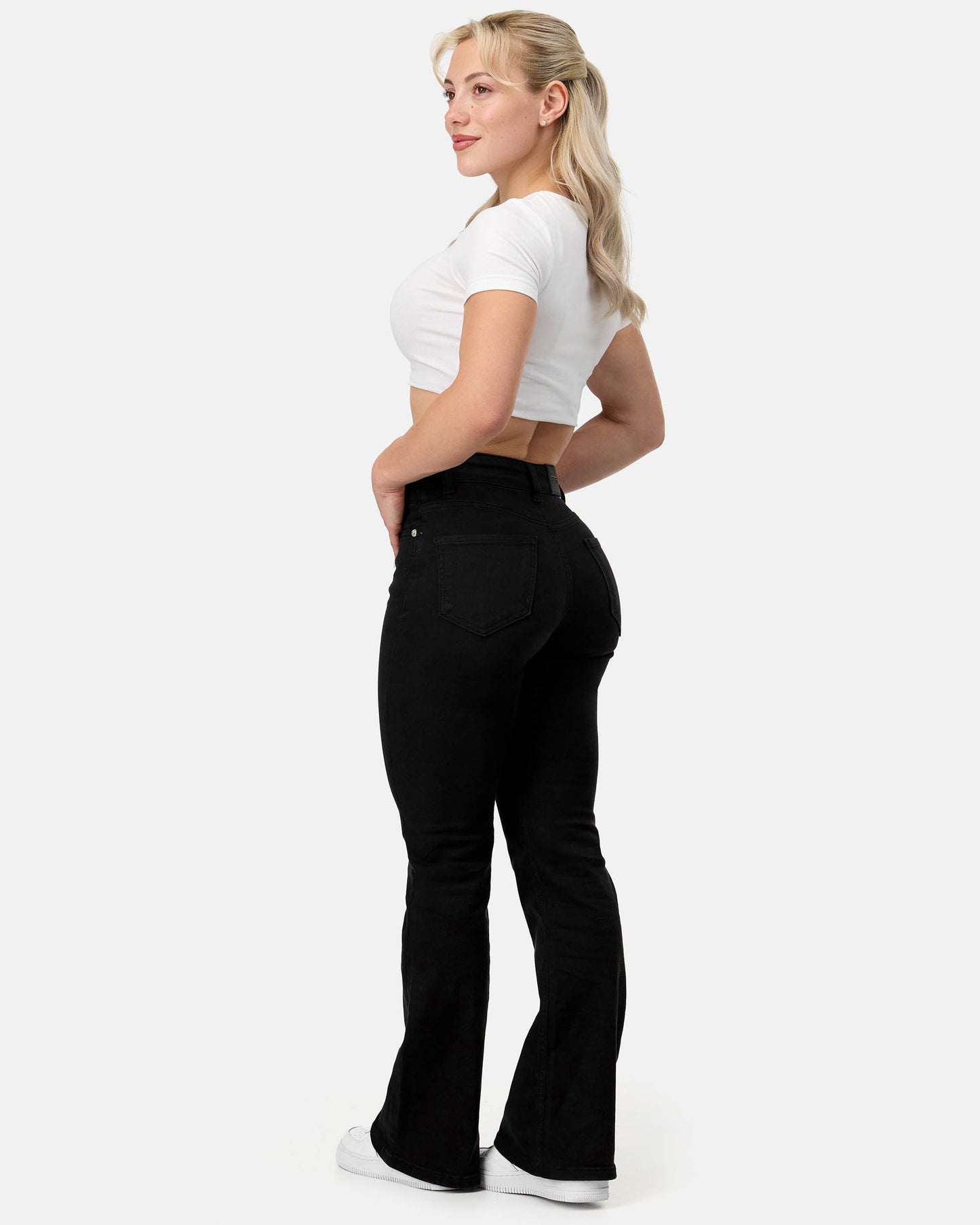 Pershape Flared Jeans - True Black