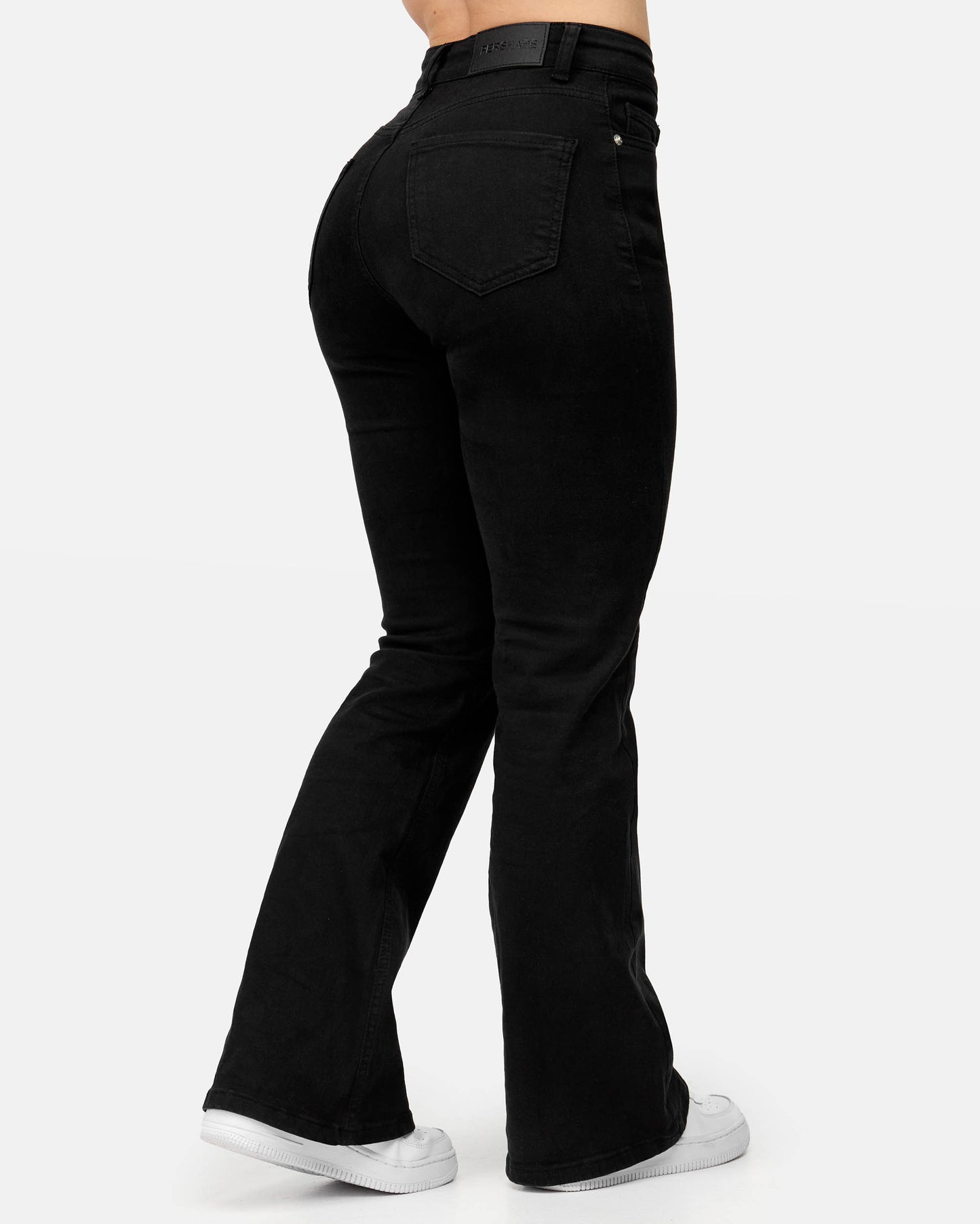 Pershape Flared Jeans - True Black