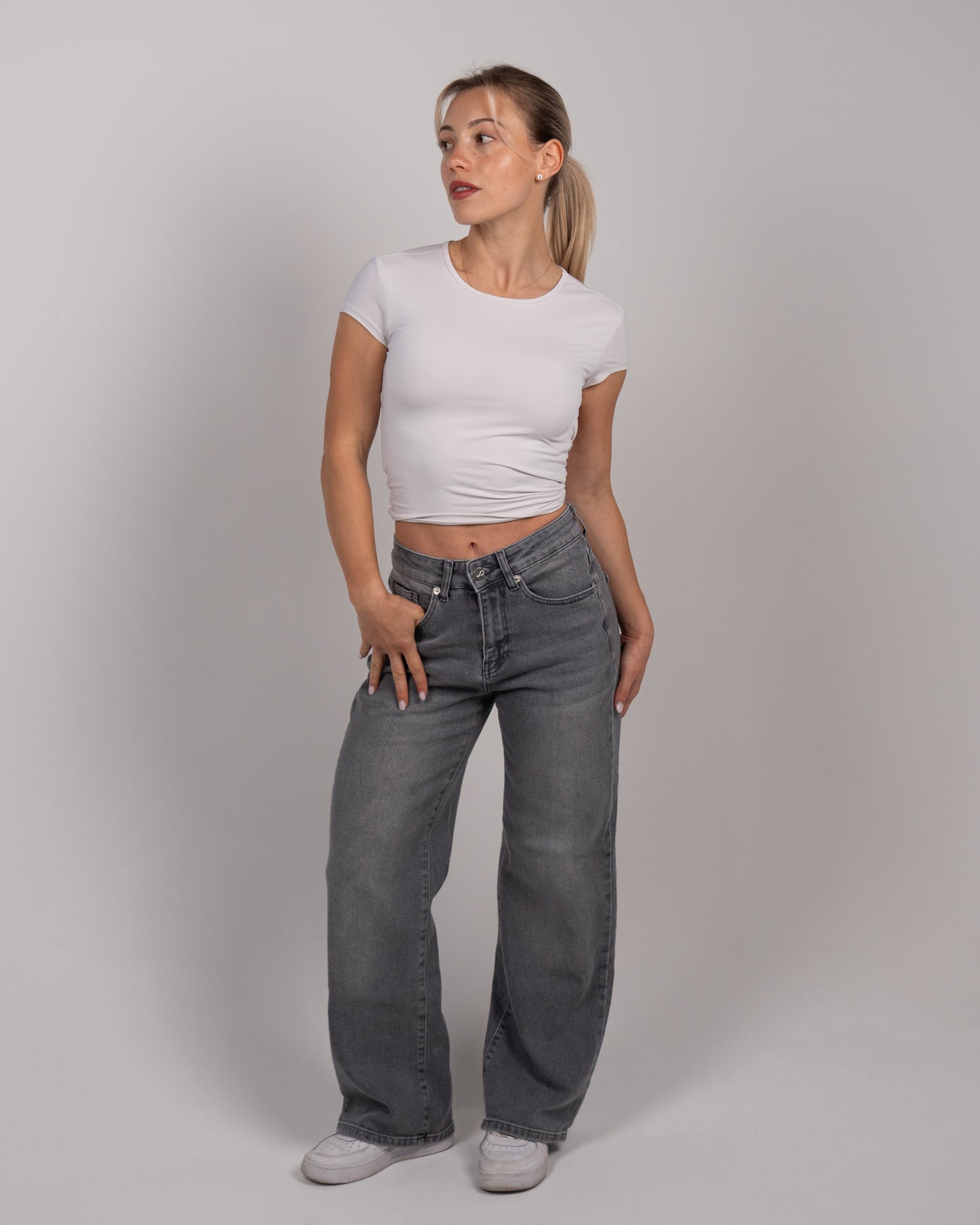 YENİ: Pershape Düz Paça Kot Pantolon - Vintage Gri